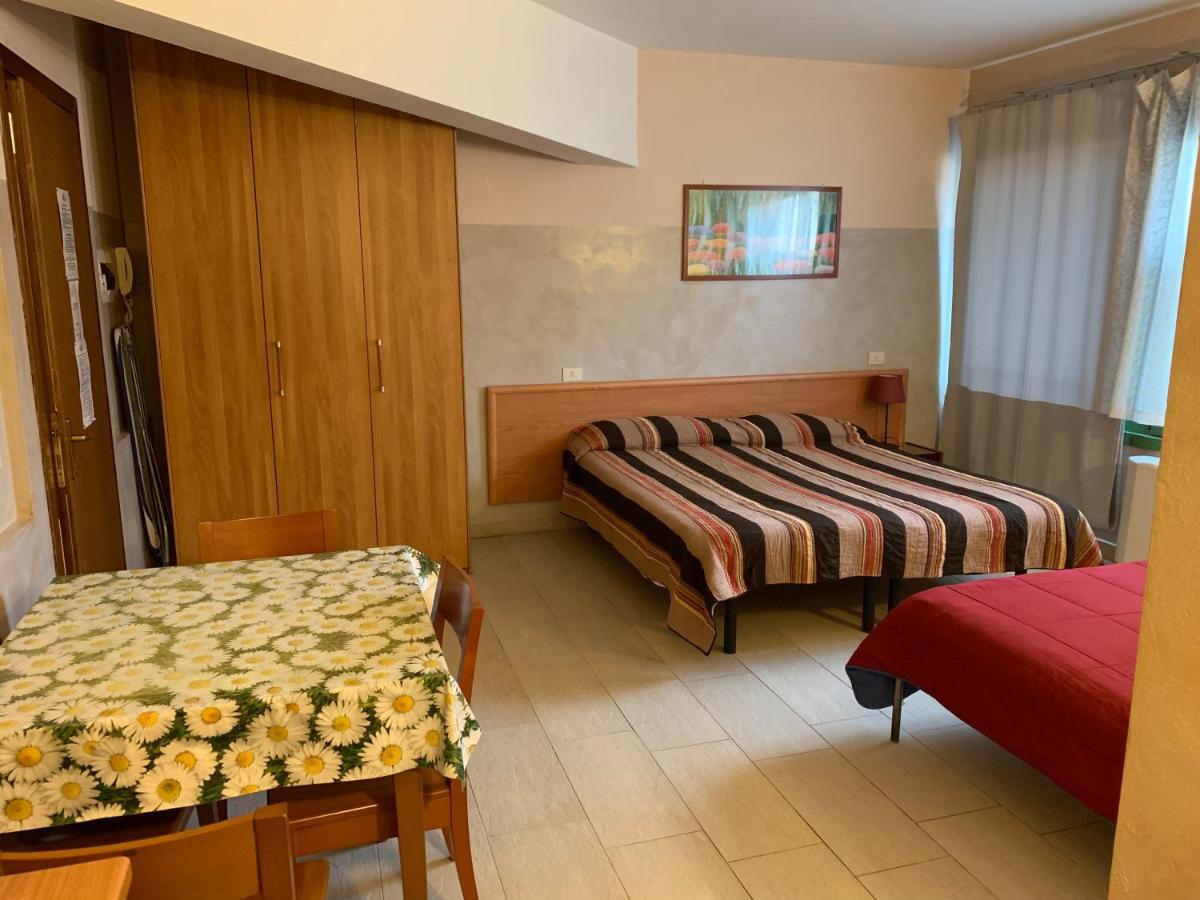 Random At Our Choice Located In Palazzo Rosselli 55 Apartment Florence